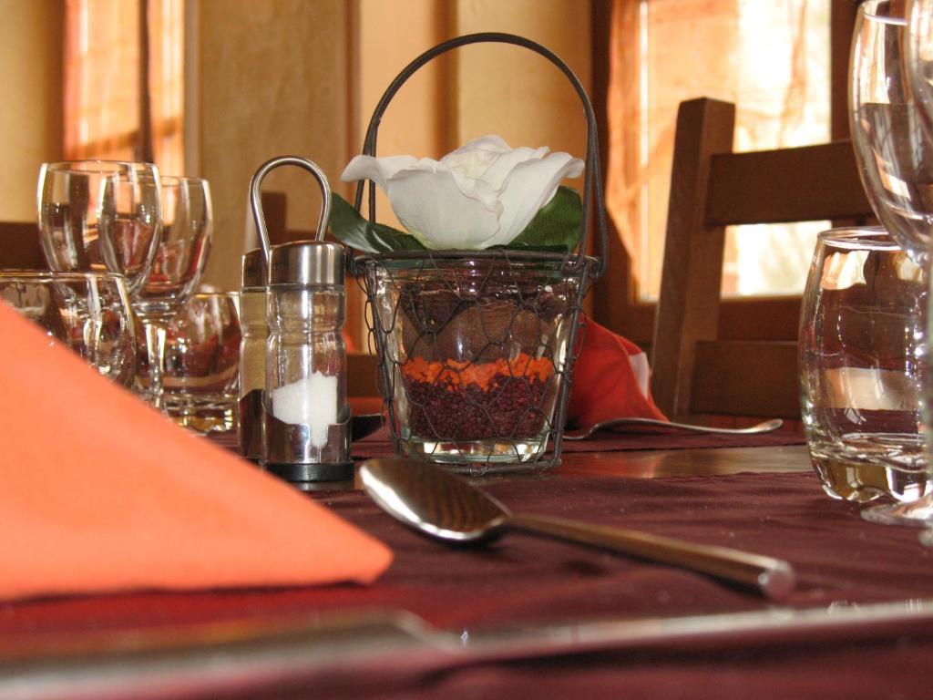 Hotel Restaurant De L'Abbaye Clairvaux Bagian luar foto